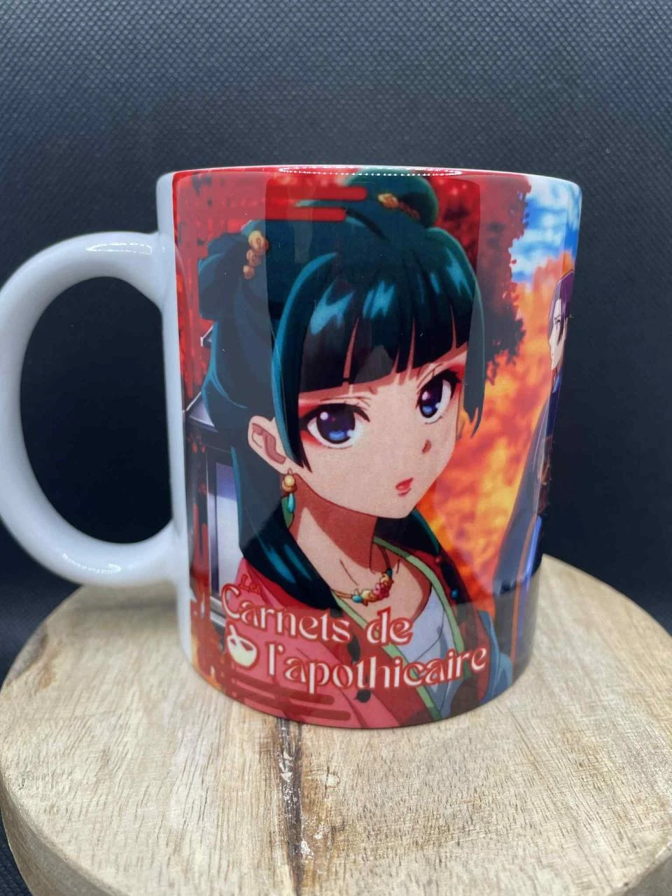 ☕ Mug en Céramique – Les Carnets de l'Apothicaire 🌸📖